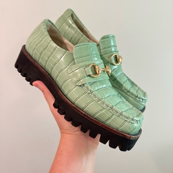 NWOT Intentionally Blank HK2 Oxford Platform Loafer in Pistachio Green Size 6 - Picture 3 of 7